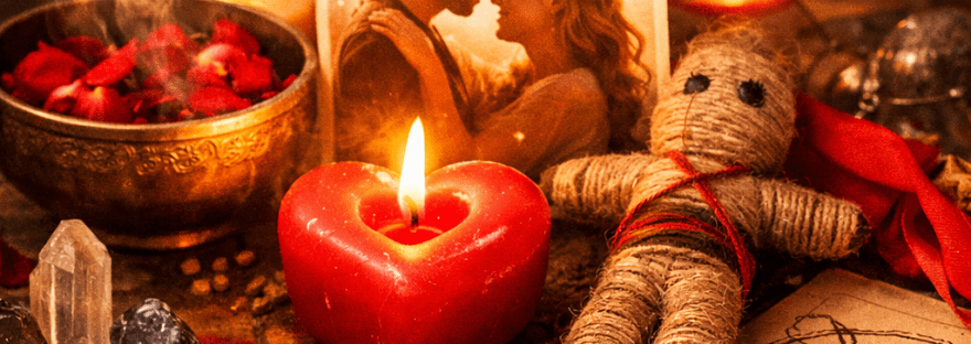 Rituel d’amour qui fonctionne rapidement avec bougies, symboles spirituels et rituel énergétique pour un retour affectif rapide et durable